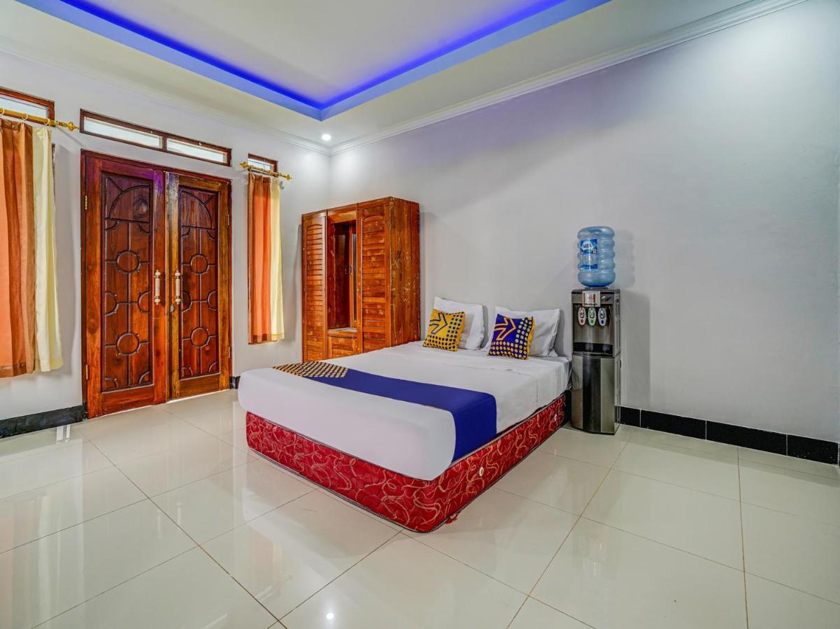 Oyo Homes 91014 Eco Tourism Desa Cibodas Areng 2 Syariah Hotel 2*